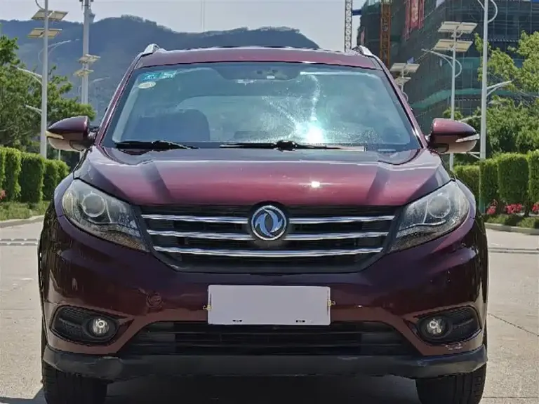 Dongfeng Fengguang 580 Facelift 1.5 T CVT Luxury