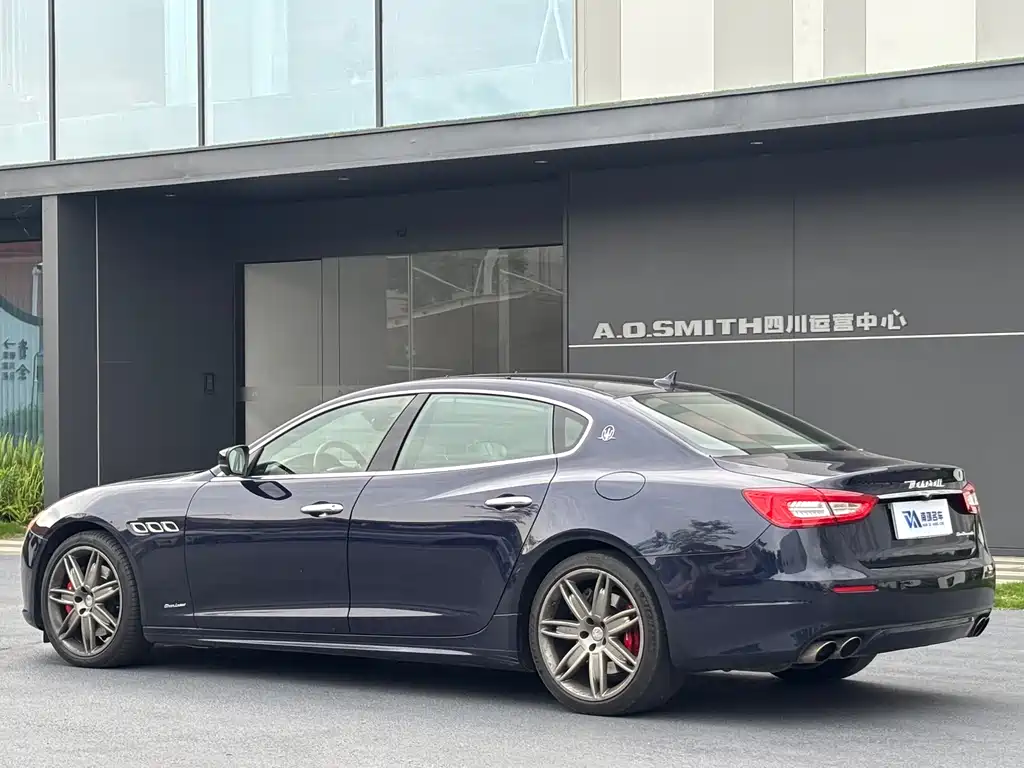 Quattroporte 3.0 T Standard
