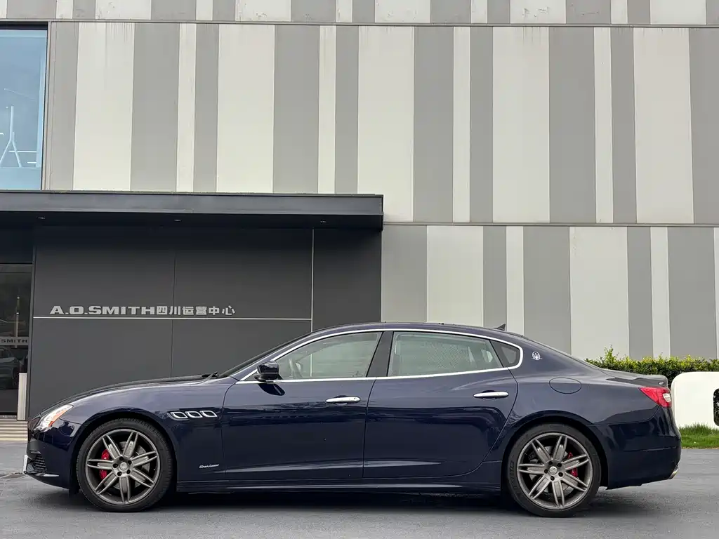Quattroporte 3.0 T Standard
