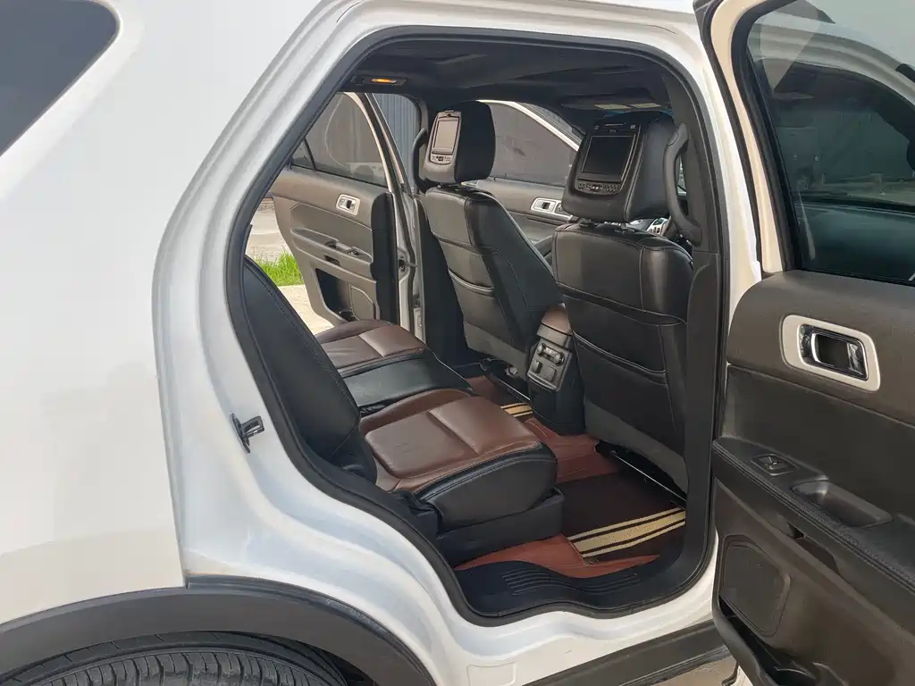 Explorer (Import) 3.5 L Premium