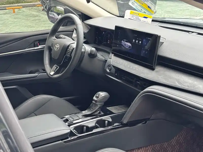 Camry Dual Engine 2.0 HGVP Luxury