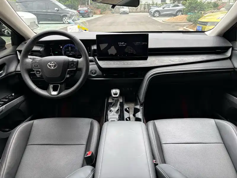 Camry Dual Engine 2.0 HGVP Luxury