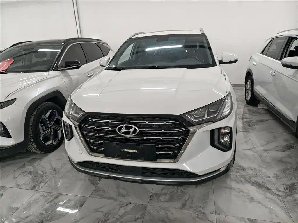 Tucson 280 TGDi 2 WD GLS Connected CN-VI