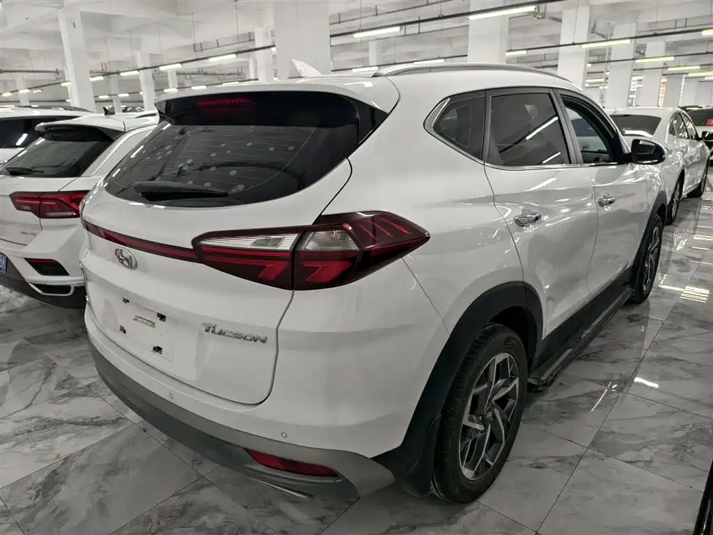 Tucson 280 TGDi 2 WD GLS Connected CN-VI