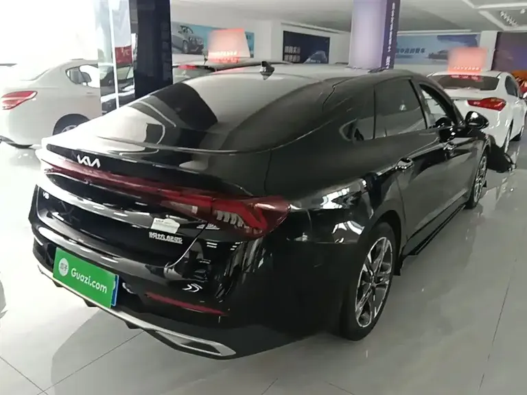 Kia K5 270 T CVVD Refreshed