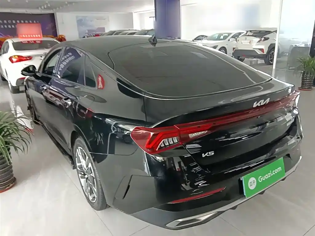 Kia K5 270 T CVVD Refreshed