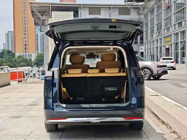 GAC Trumpchi E8 NEV 传祺E8 PHEV 2024款 150 km MAX