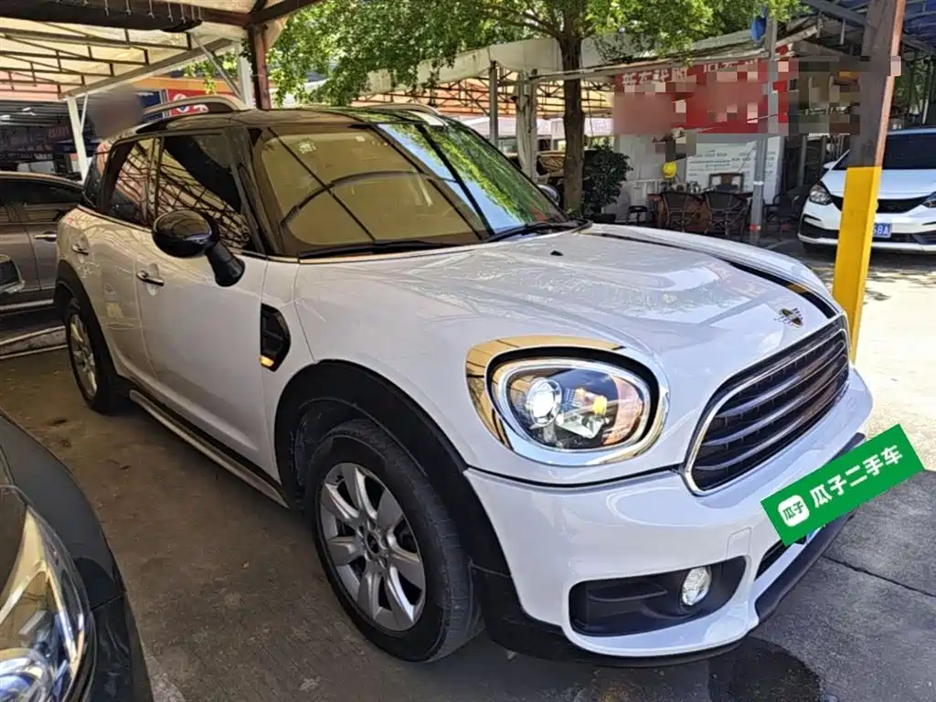 MINI COUNTRYMAN 1.5 T COOPER Special Edition
