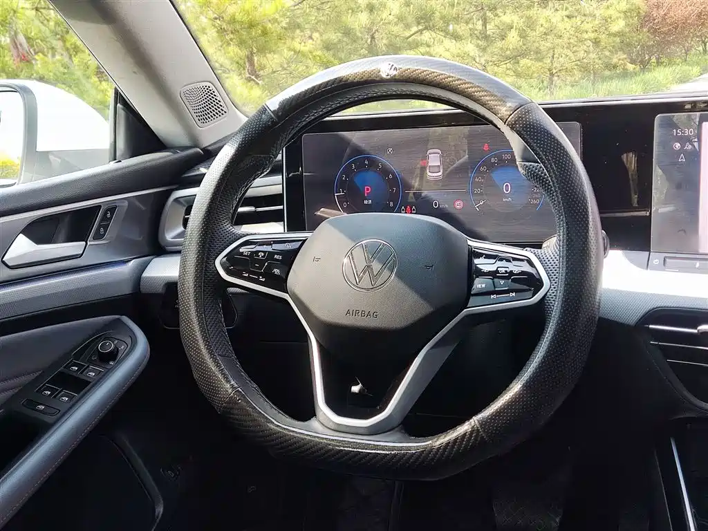 Lamando Lamando L 280 TSI DSG Spicy Cool