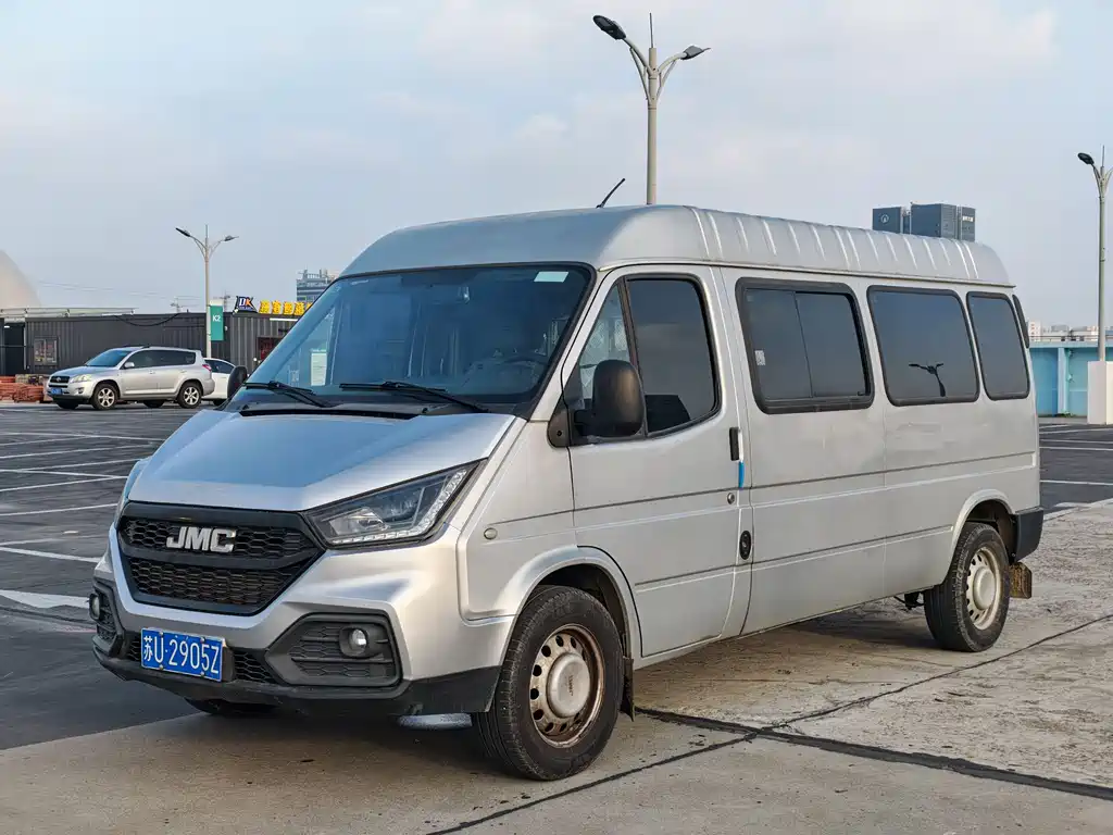 Transit Custom 2.8 T Commercial LWB Mid Roof 6-seat Rear Single Tire CN-VI JX493