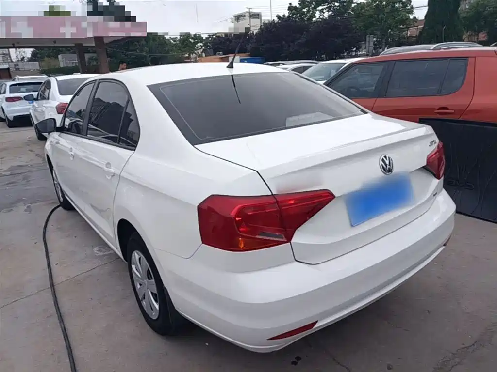 Jetta 1.5 L Manual Fashion