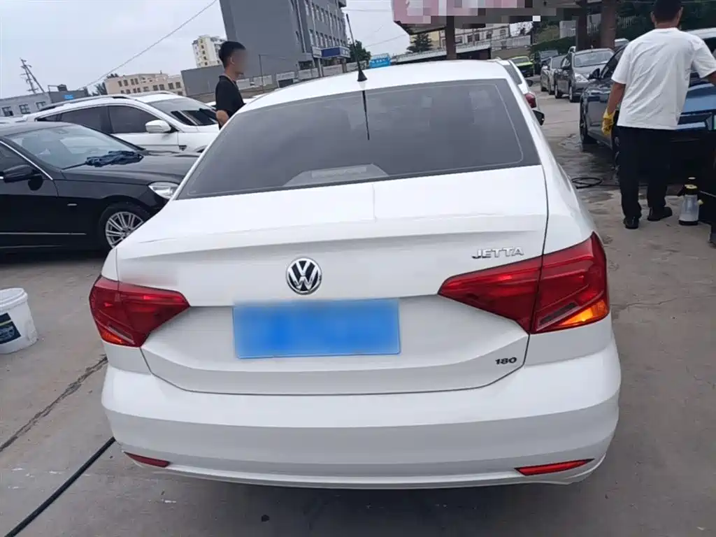 Jetta 1.5 L Manual Fashion