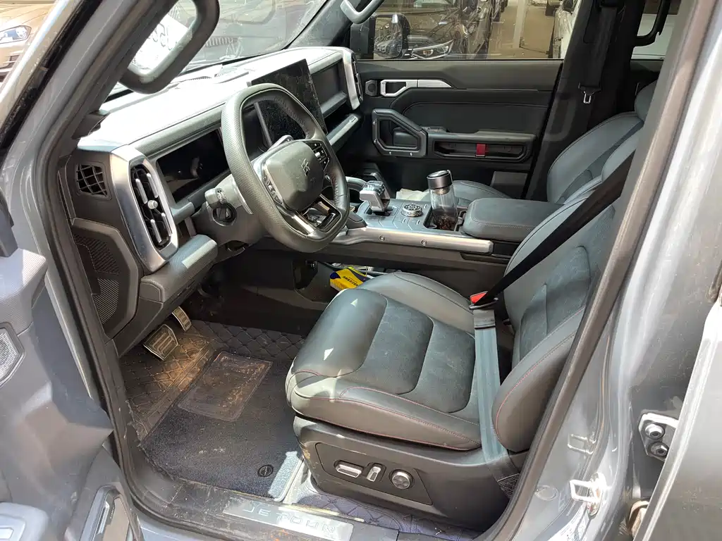 Jetour Traveller 2.0 T 4 WD Conquer PRO