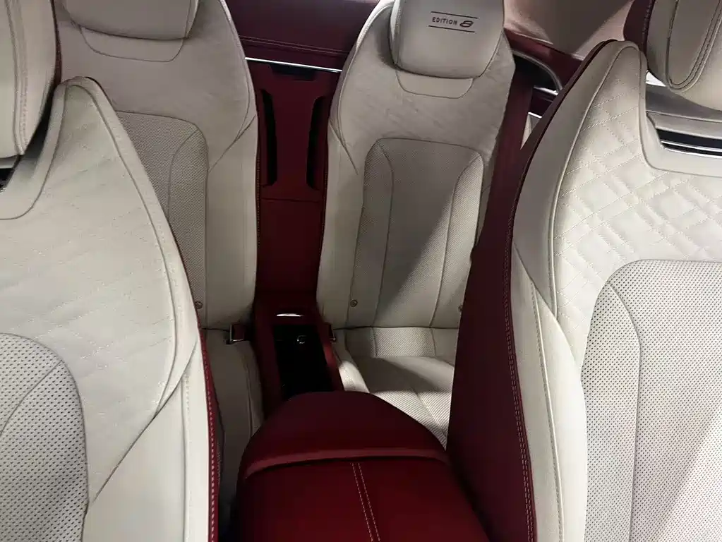 Continental GT 欧陆 2024款 4.0 T GT V8 敞篷版