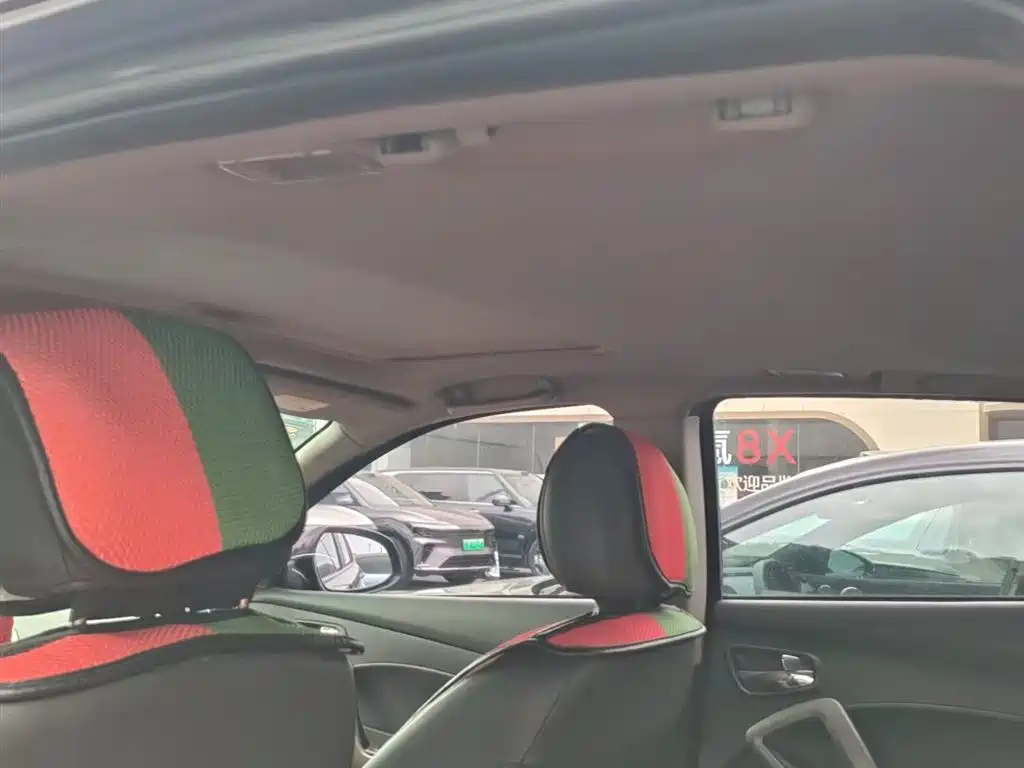 Haima S5 海马S5 2016款 1.6 L 手动智能豪华型科技版