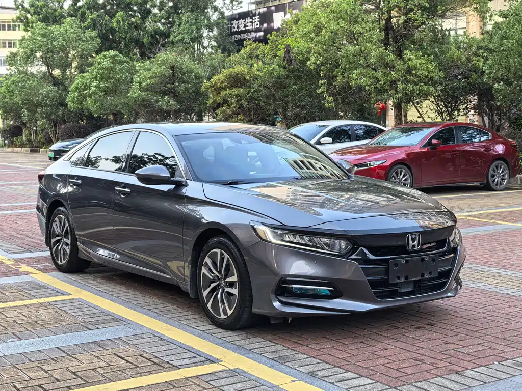 Accord Sharp· Hybrid 2.0 L Sharp Leading CN-VI