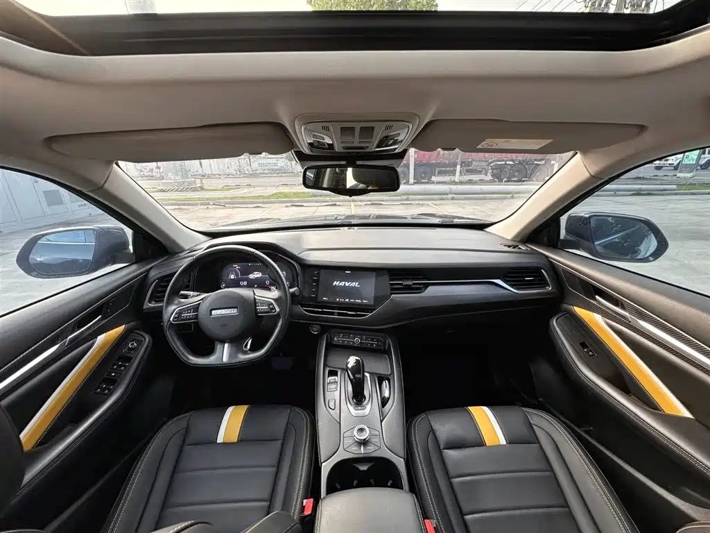 Haval F7 x 1.5 T 2 WD Ultimate Smart Tech