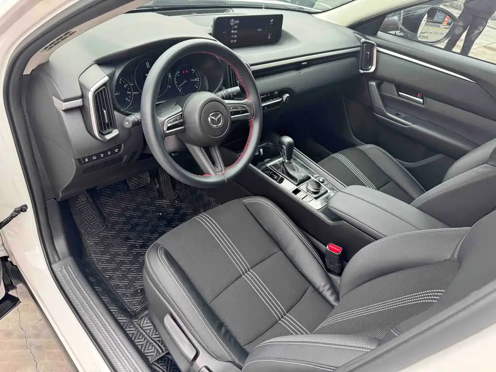 Mazda CX-50 2.0 L