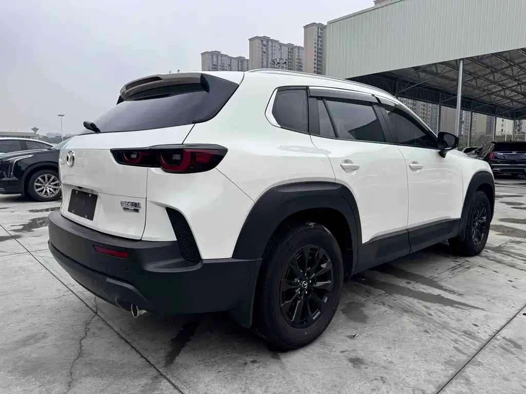 Mazda CX-50 2.0 L