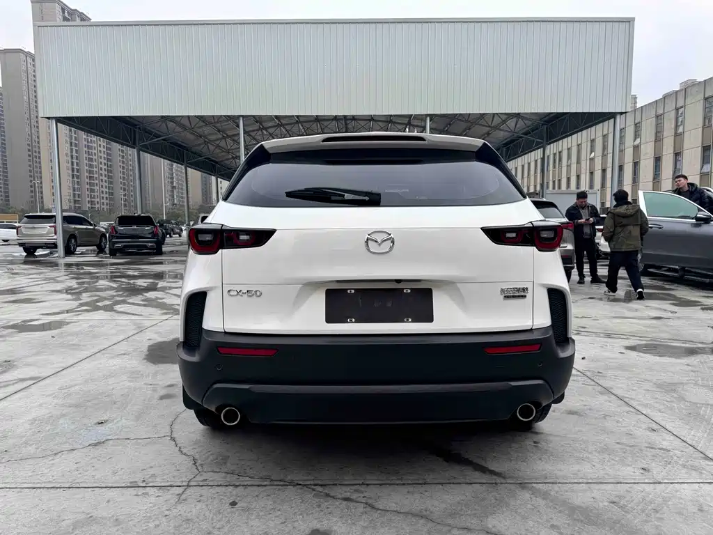 Mazda CX-50 2.0 L