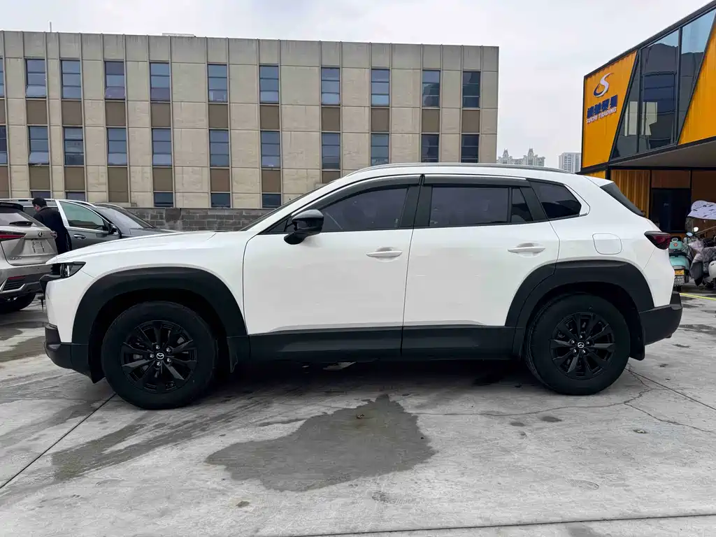 Mazda CX-50 2.0 L