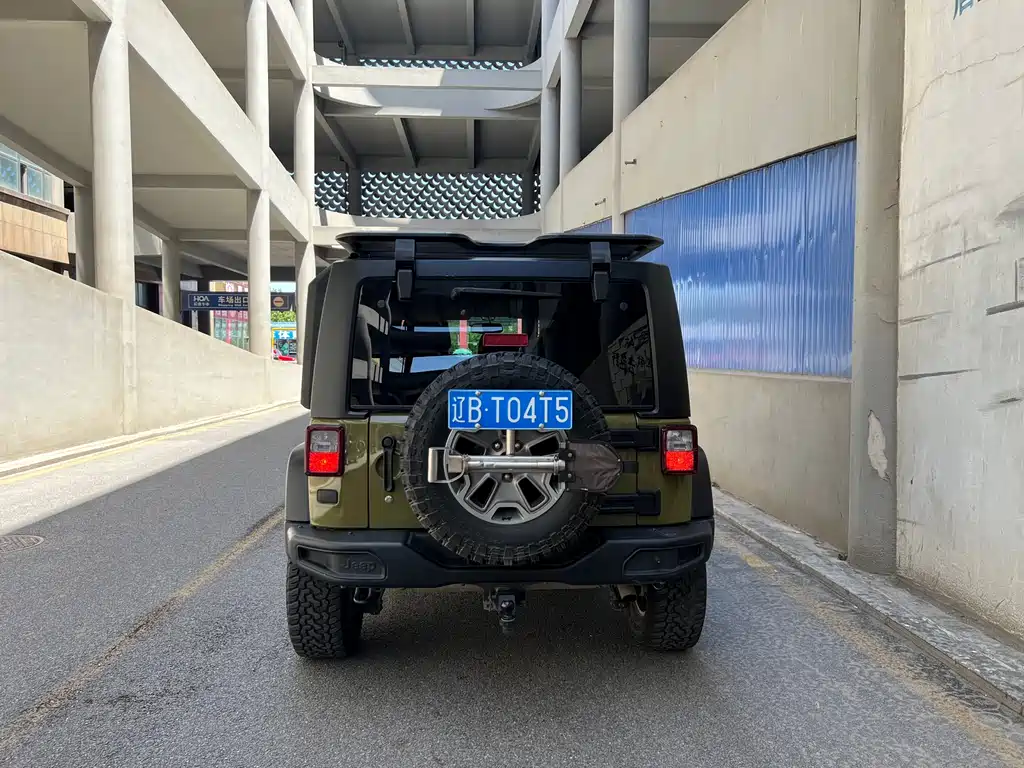 Wrangler 3.0 L Sahara 4-door Comfort Enjoyment