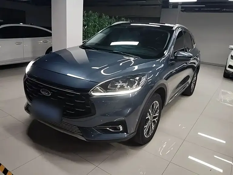 Ford Escape EcoBoost 245 4 WD Joy Enjoyment