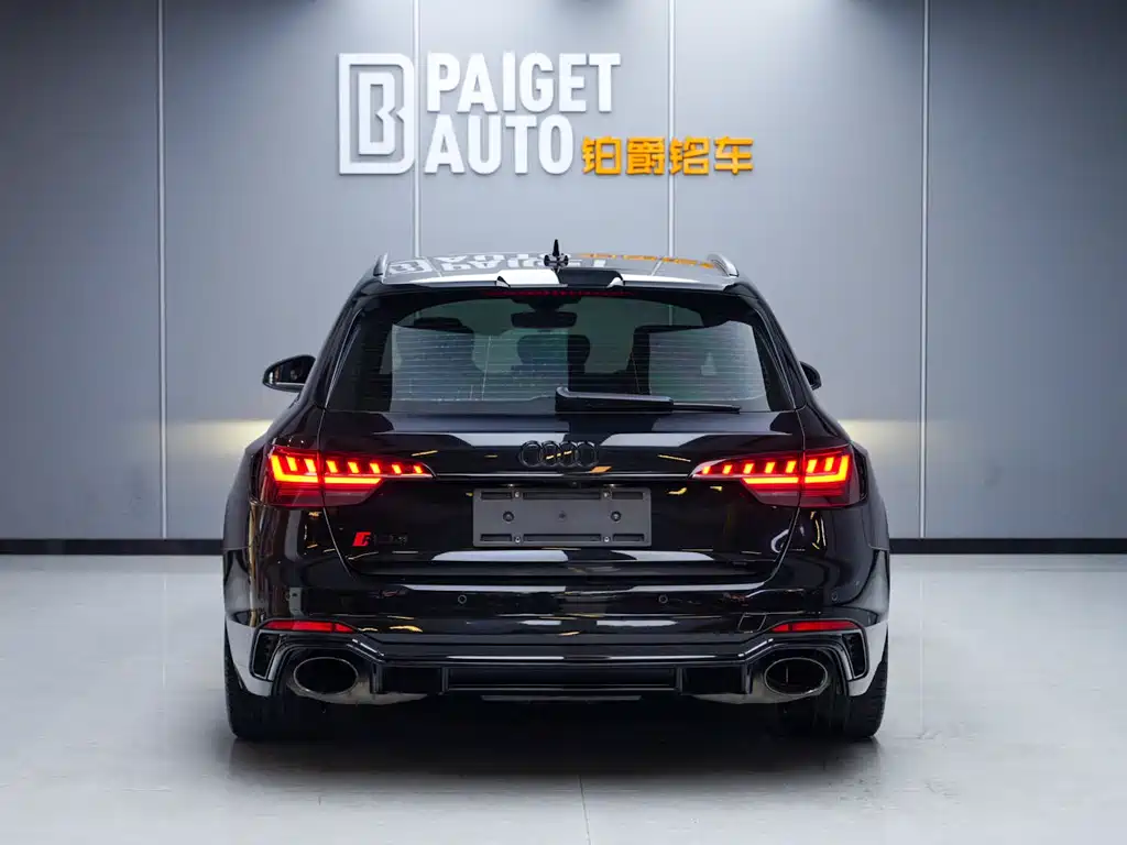 Audi RS 4 奥迪RS 4 2021款 RS4 Avant 黑曜版