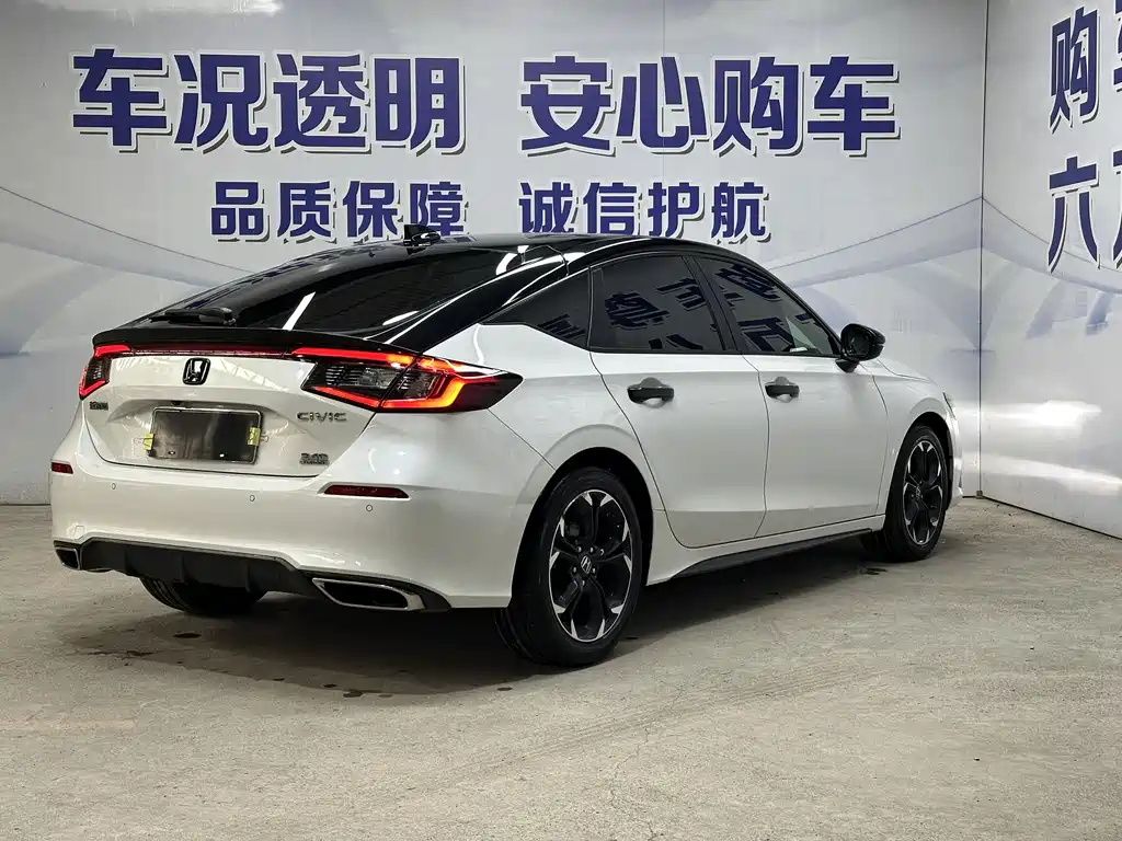Civic HATCHBACK 240 TURBO CVT Extreme Sharp