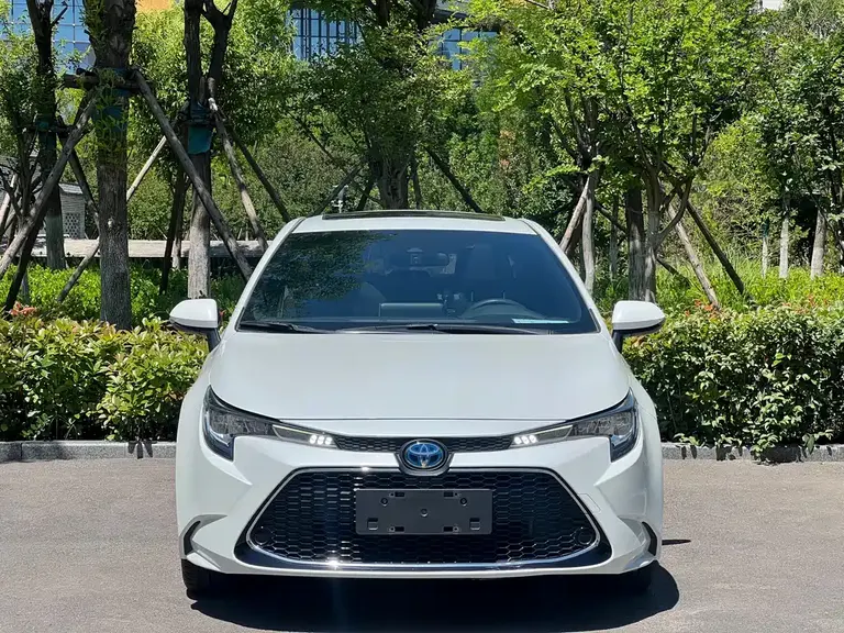 Toyota Levin Dual Engine 1.8 H E-CVT Luxury