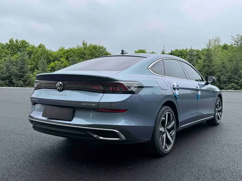 Lamando Lamando L 280 TSI DSG Spicy Cool