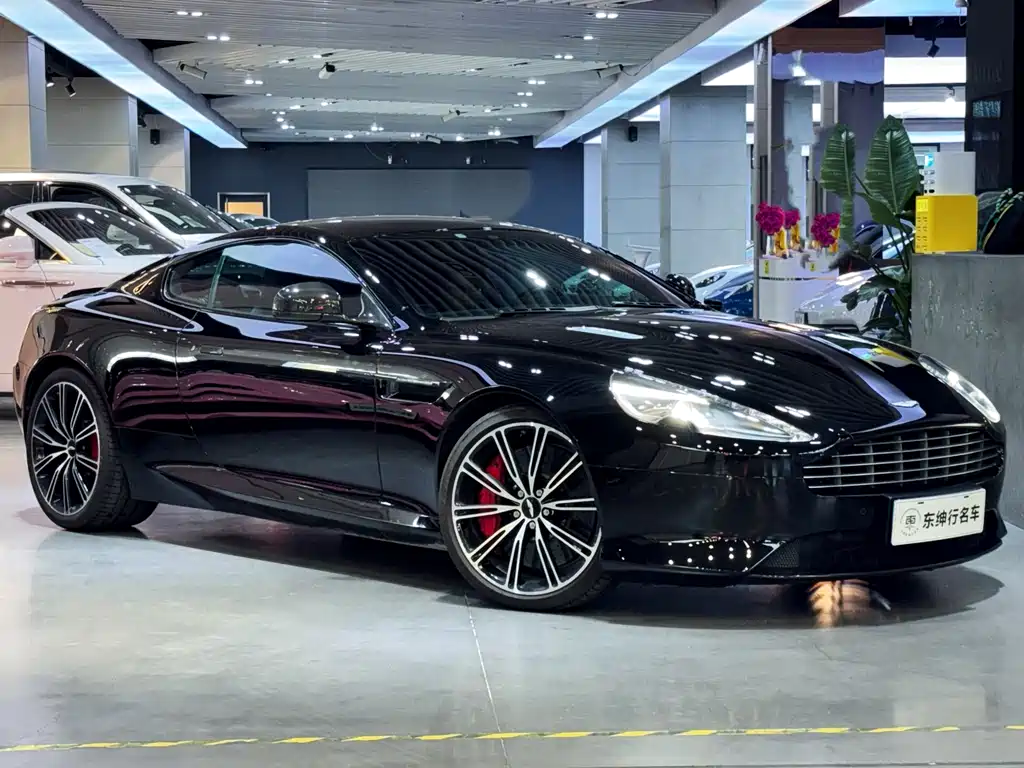 Aston Martin DB9 阿斯顿·马丁DB9 2014款 6.0 L Carbon Black Coupe