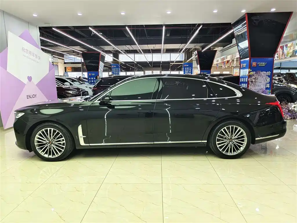Hongqi H9 2.0 T Connected Flagship Enjoyment