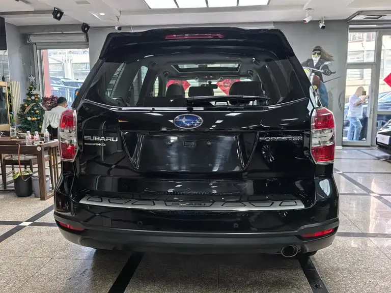 Subaru Forester 2.5 i Auto Elite