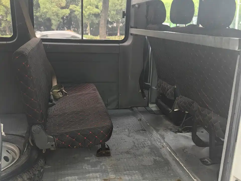 Iveco Baodi 2.5 T Classic A37 Bus High Roof 7-seat47 Z5