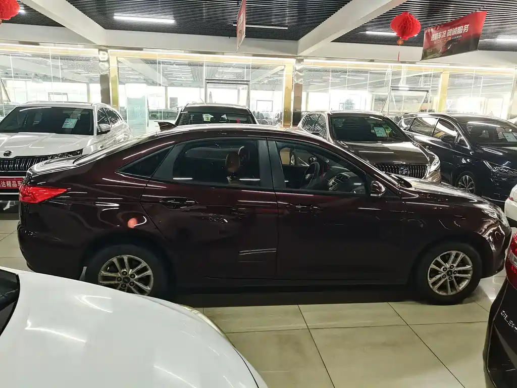 Escort Facelift 1.5 L Auto Quality Enjoyment( ) CN-VI