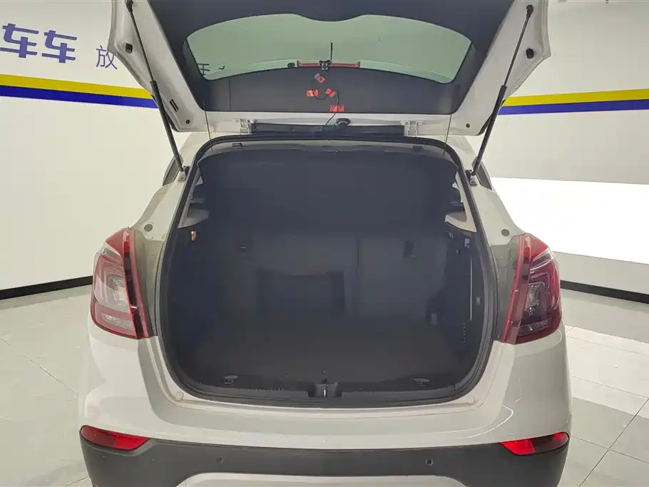 Encore 18 T Auto 2 WD Urban Elite