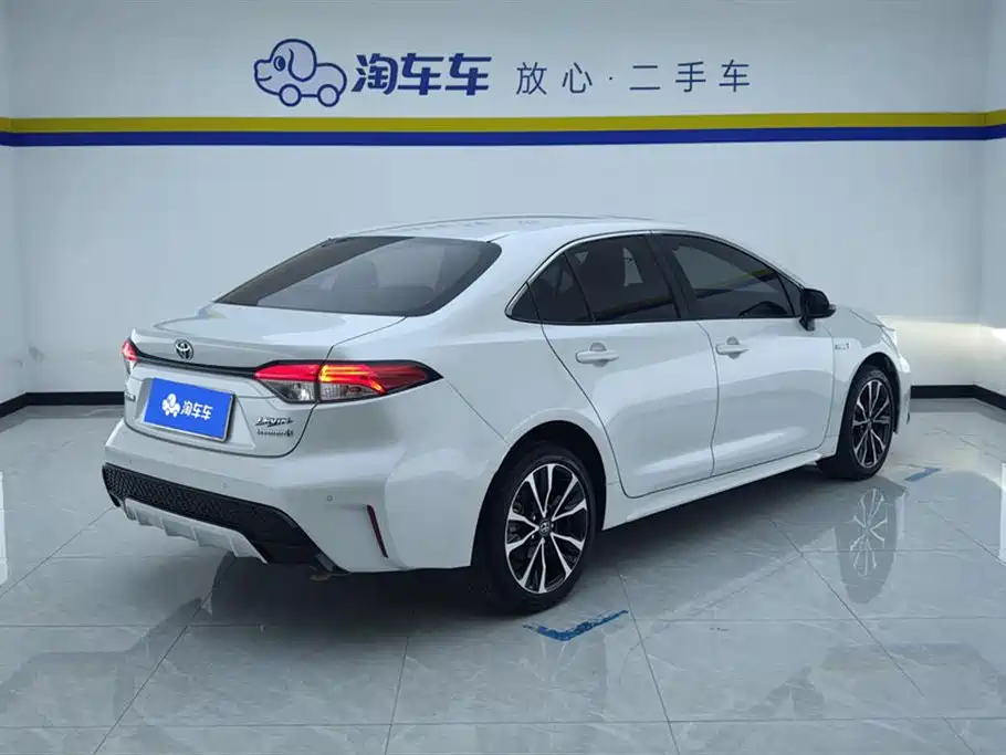 Levin Dual Engine 1.8 H E-CVT Sport