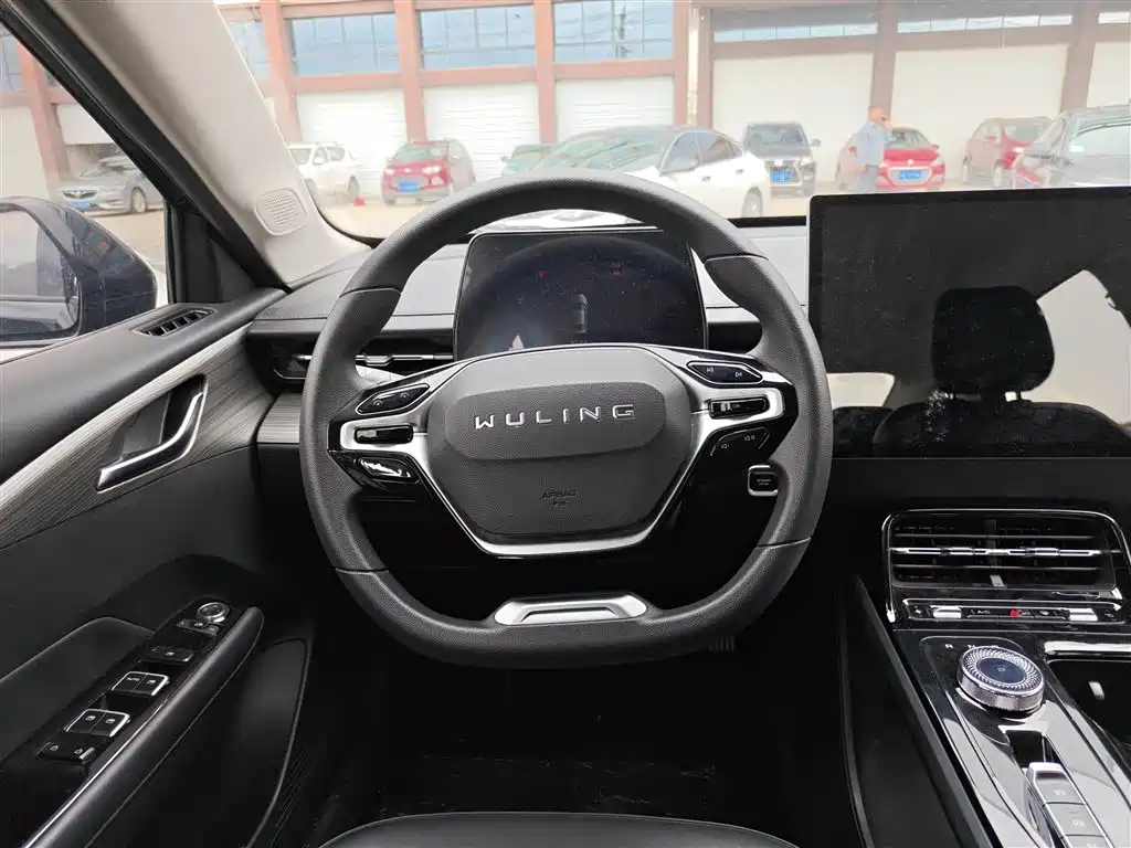 Wuling Starlight 五菱星光 2024款 共创版 70 标准型