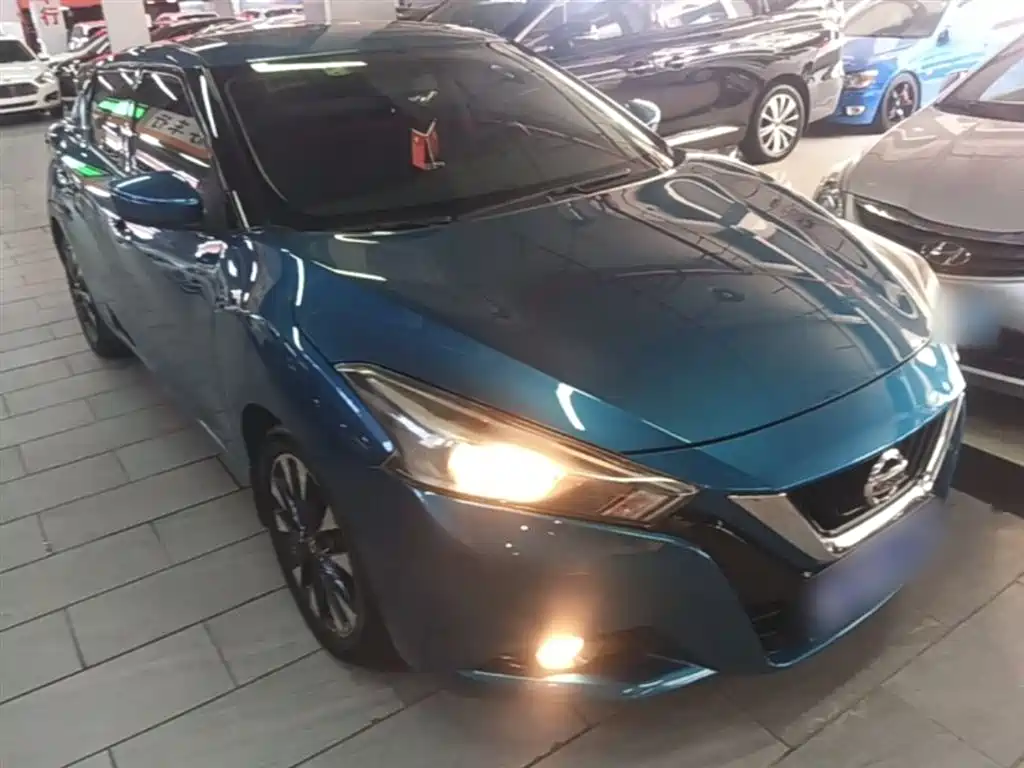 Lannia 蓝鸟 2018款 1.6 L CVT智酷潮音版