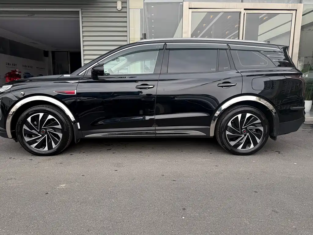 Hongqi HS7 PHEV 红旗HS7 PHEV 2025款 2.0 T PHEV 两驱旗享版 6座
