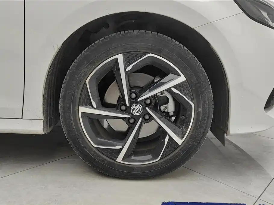 MG5 300 TGI DCT Youth Luxury Grand Enjoyment