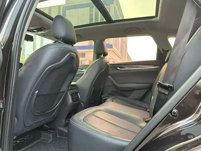 Brilliance V7 280 T DCT Luxury 5-seat