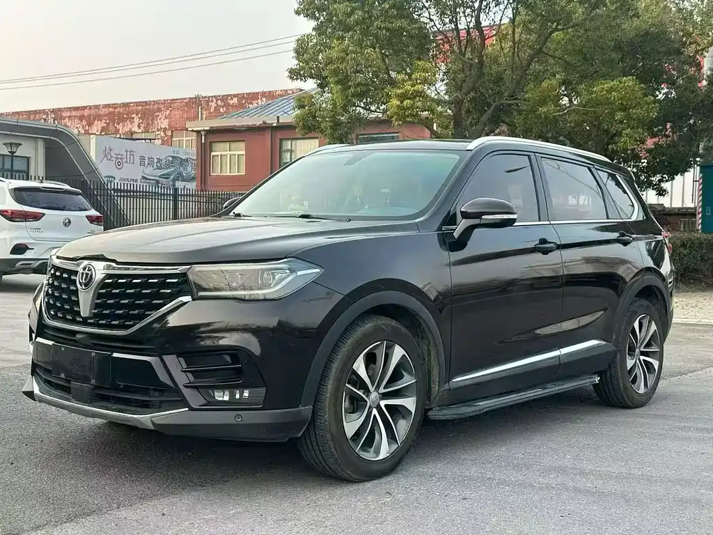Brilliance V7 280 T DCT Luxury 5-seat