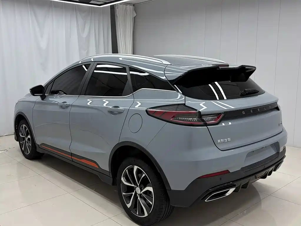 Emgrand S 1.4 T CVT Crossover Player