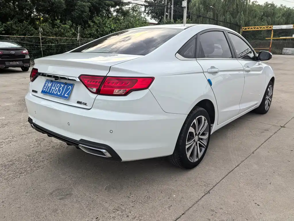 Emgrand GL 1.4 T CVT Distinguished Smart Enjoyment
