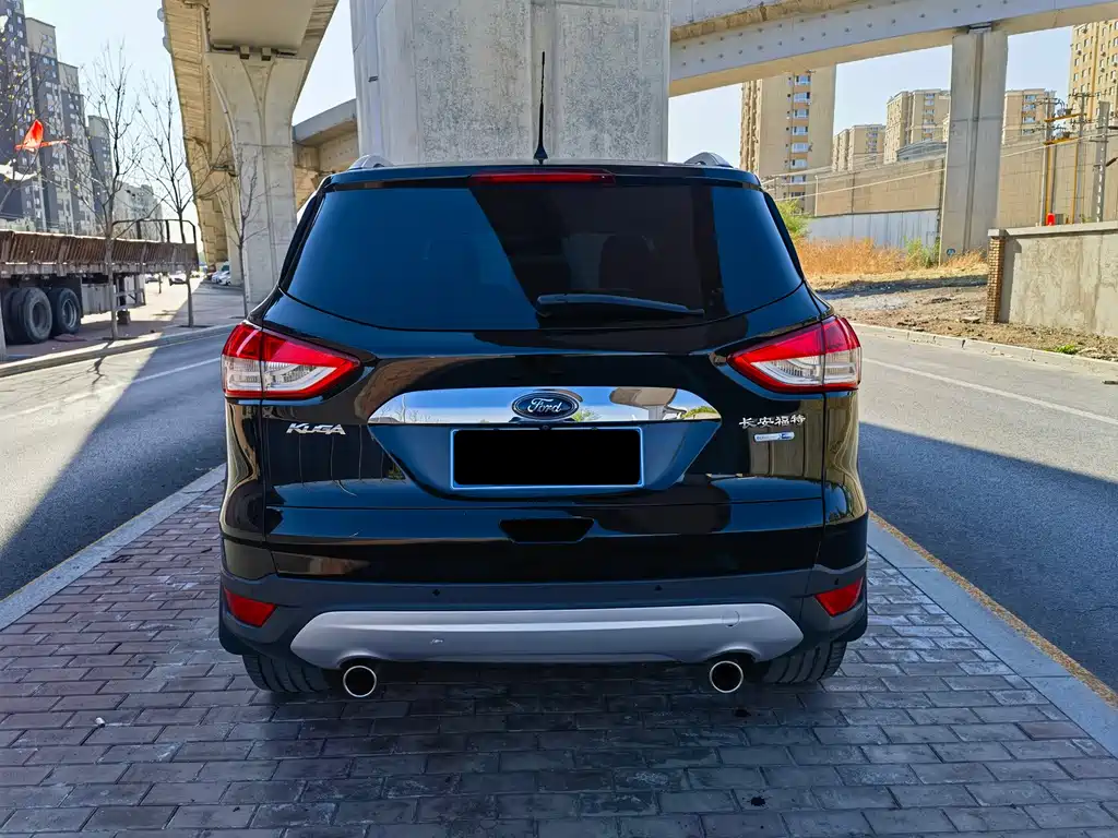 Kuga 2.0 L GTDi 4 WD Elite
