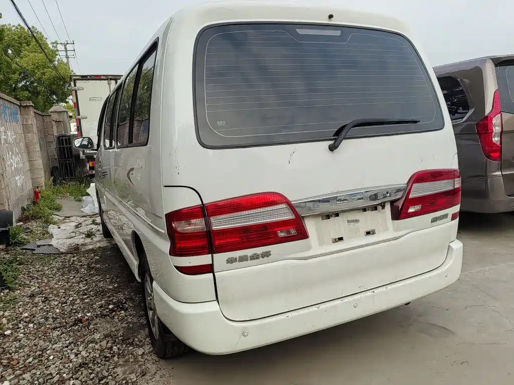 Grace 2.0 L Express Comfort 7-seat CN-VI 1 TZS