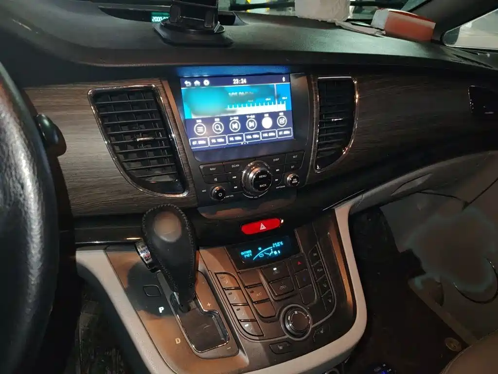 Refine M5 2.0 T Gasoline Auto Official
