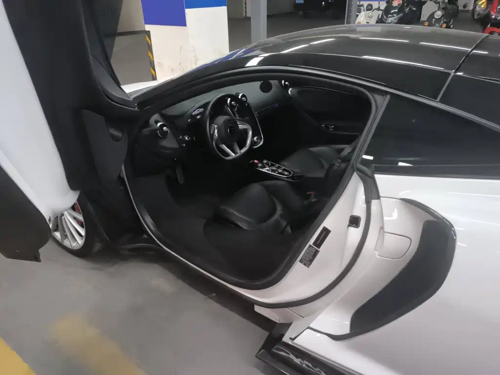 McLaren GT 4.0 T Standard
